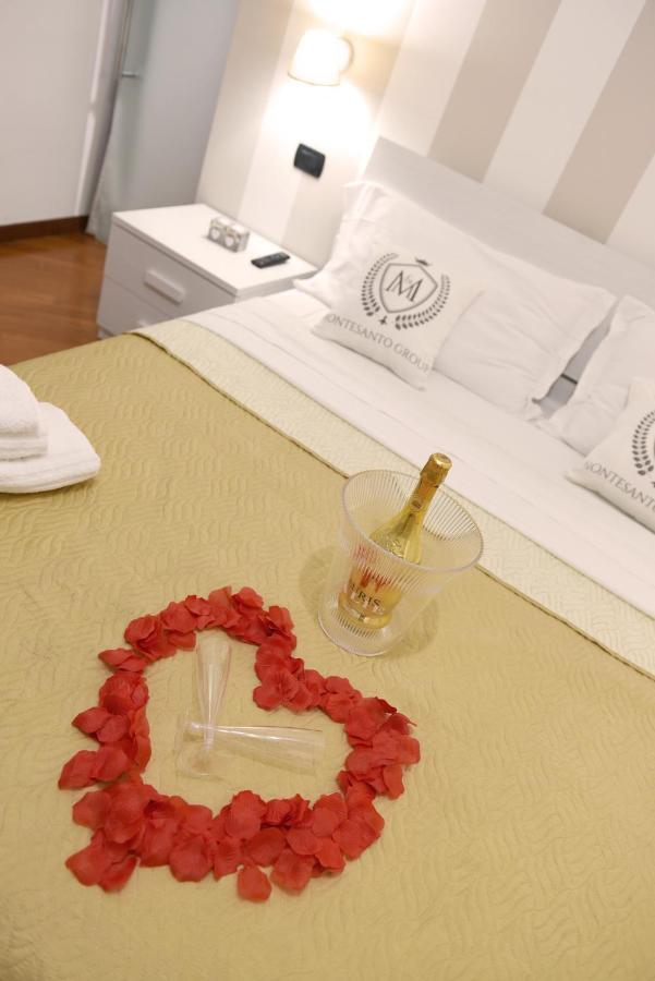Montesantogroup Sorrento Room Neapel Exteriör bild