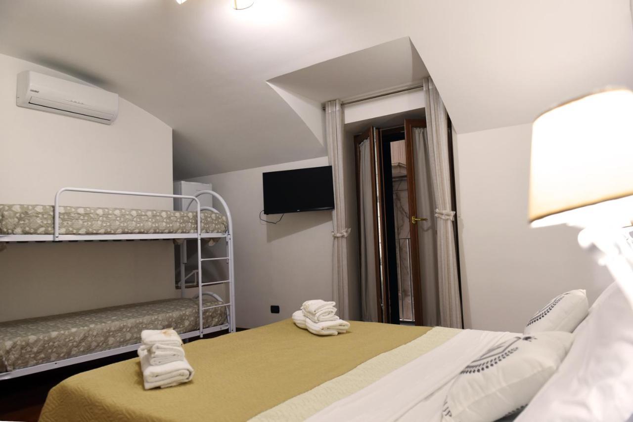 Montesantogroup Sorrento Room Neapel Exteriör bild
